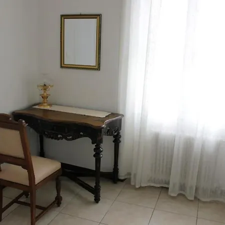 Calliope'S Neoclassical Home In The Heart Of Plaka Athen Exterior foto