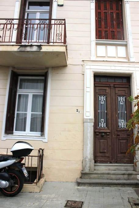 Apartment Calliope's Neoclassical In The Heart Of Plaka